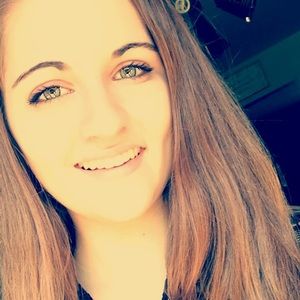 Meet your Posher, Carmen