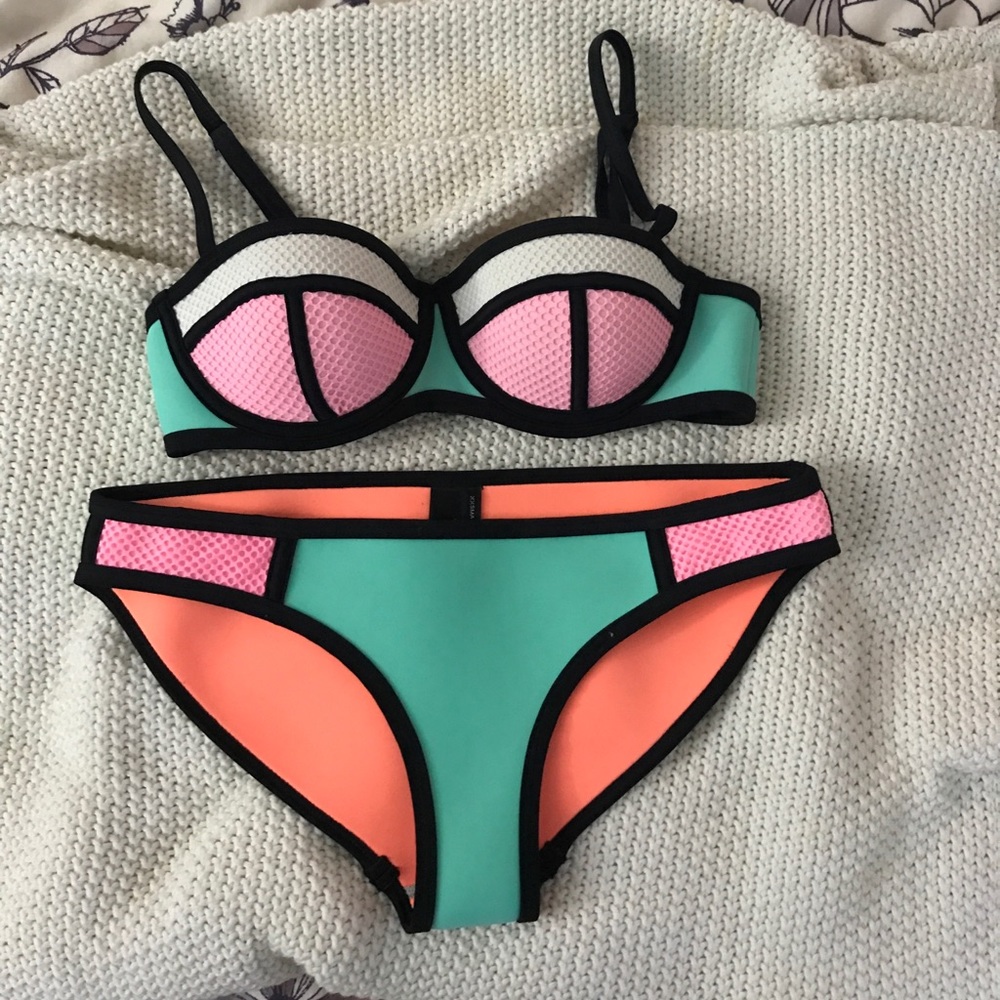 TRIANGL Xxsmall Flamingo Fling poppy bikini
