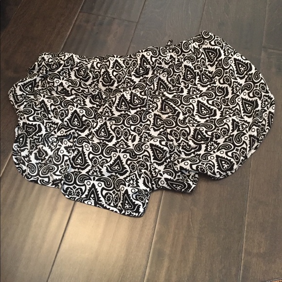 B&W Patterned Shorts - Picture 2 of 2