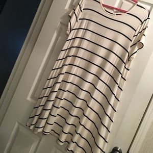 Black and White Stripe T-shirt Swing Dress