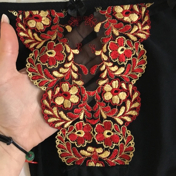 Vintage High-Waisted Intimates - Picture 3 of 6