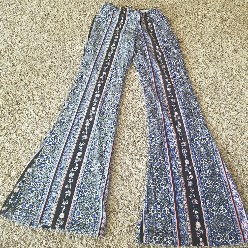 Floral wide leg pants