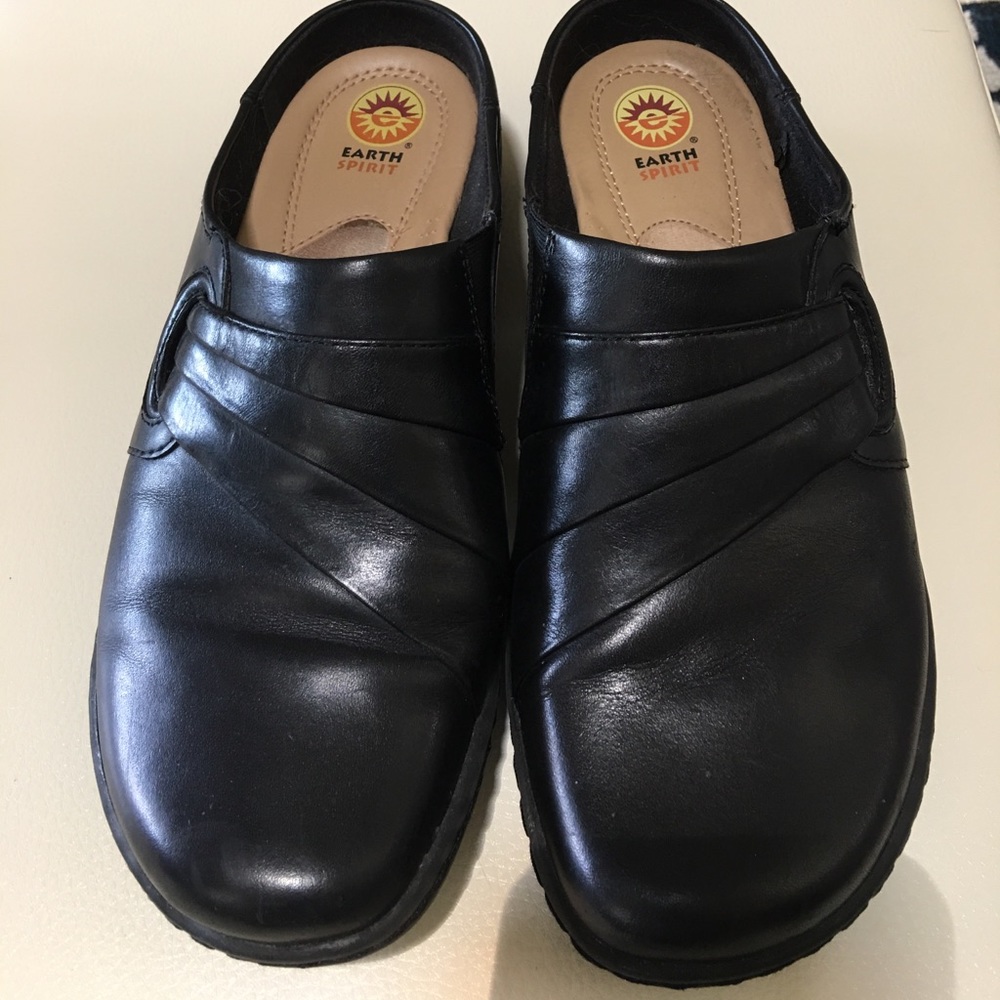 Leather shoes