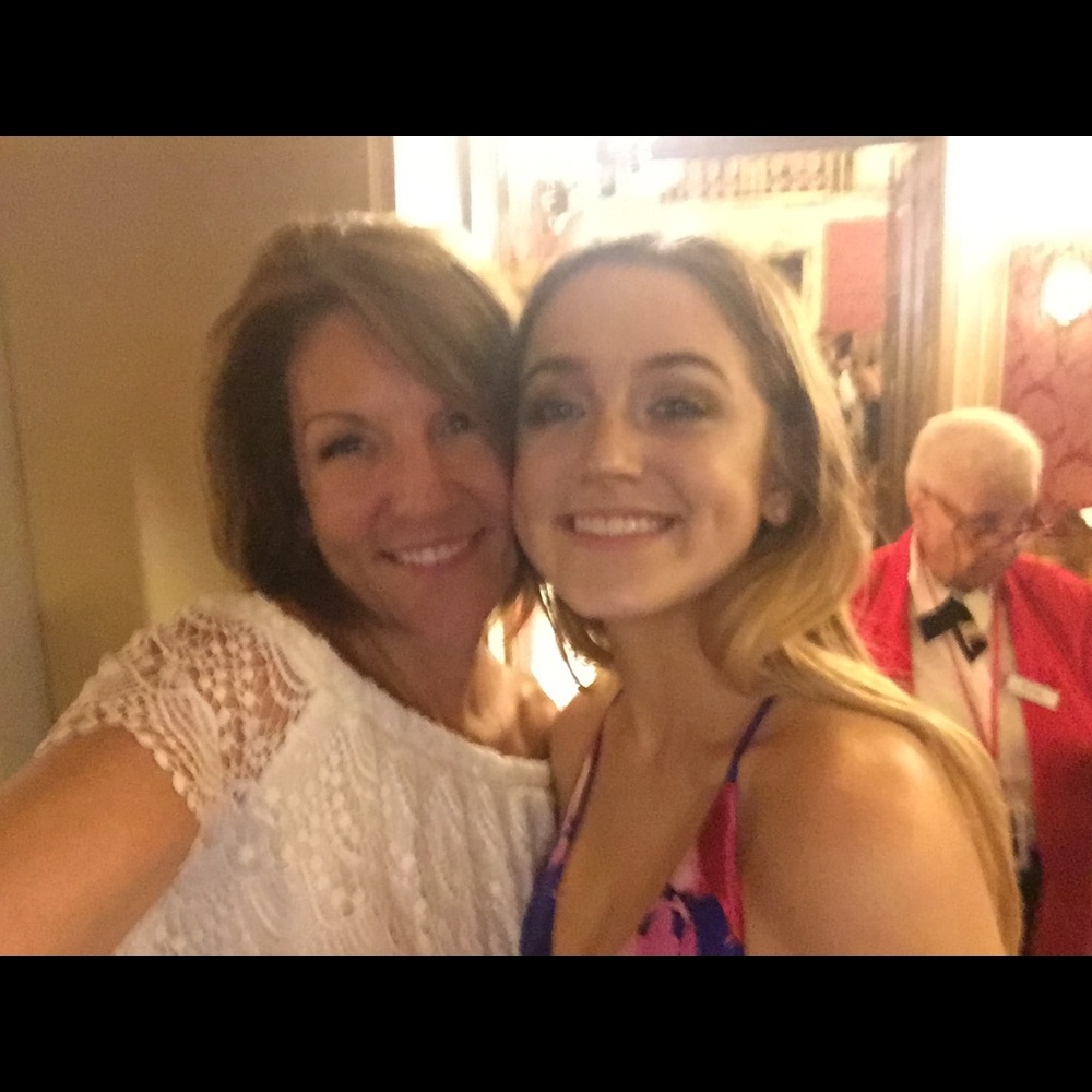 Meet your Posher, Traci