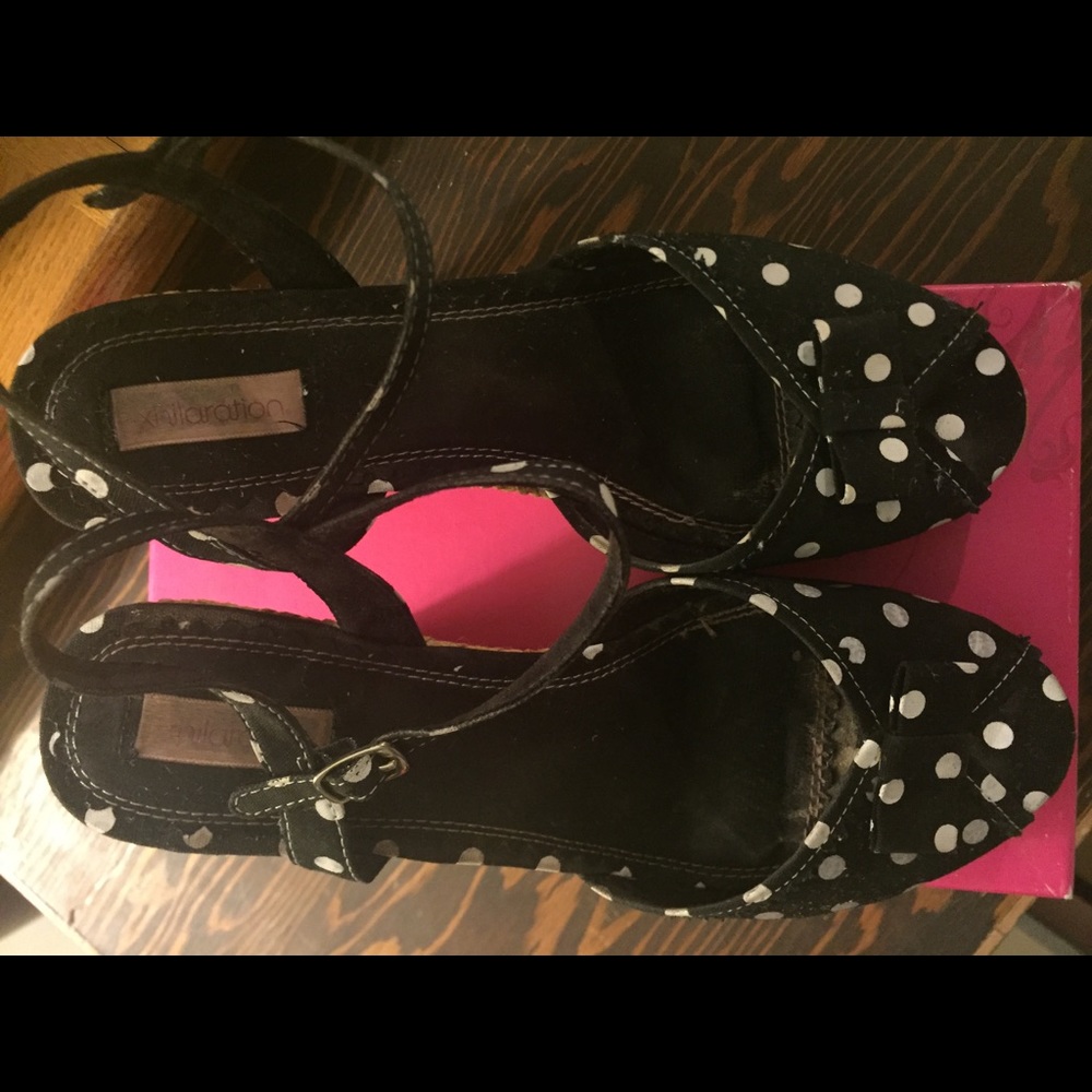 Oh so cute Polka Dot shoes