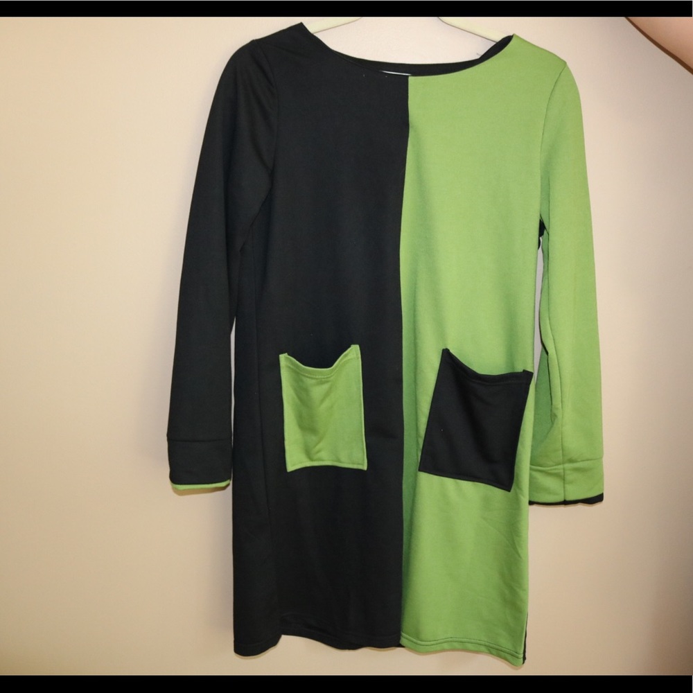 NWT Black&green colorblock pocket dress longsleeve