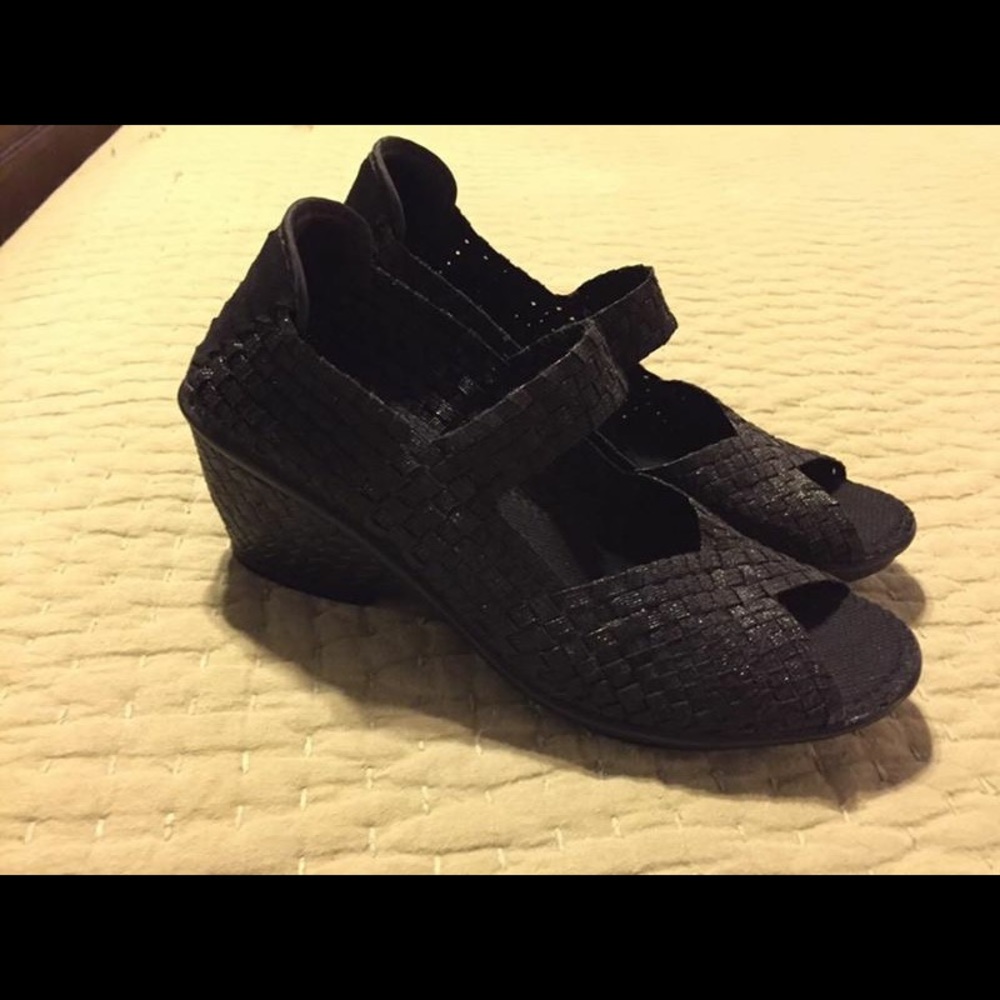 Bernie Mevs size 40/10
