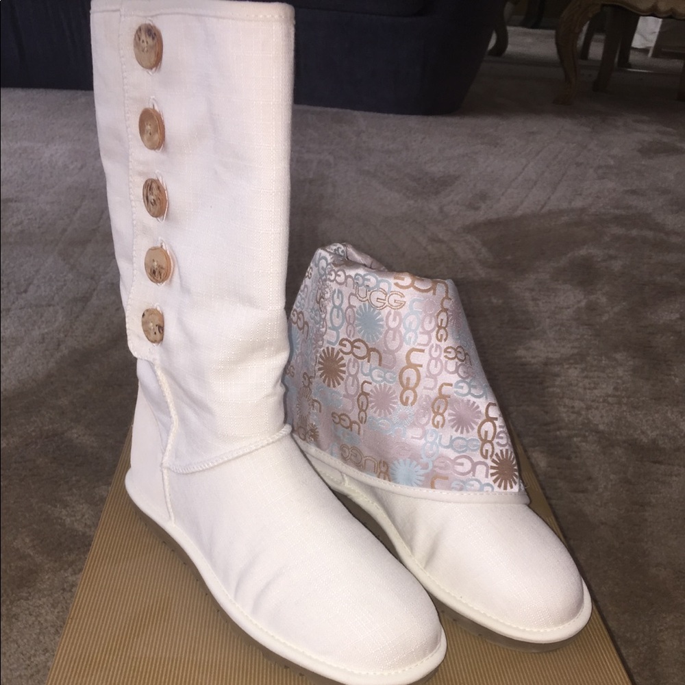 UGG Lo Pro Button Boot