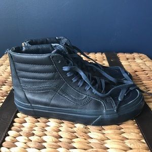 navy blue leather vans