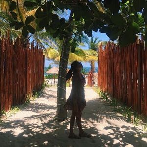 Meet your Posher, Ely