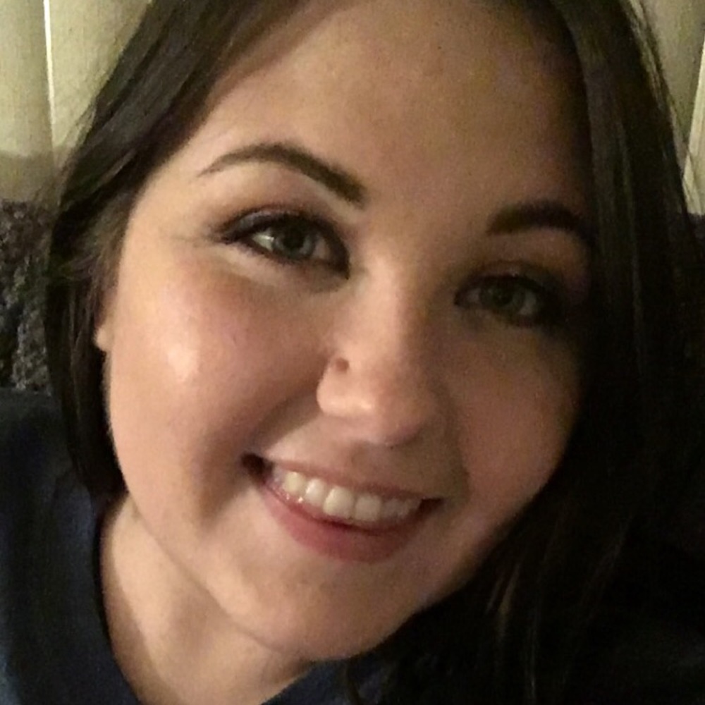 Meet your Posher, Kasie