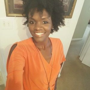 Meet your Posher, Deborah