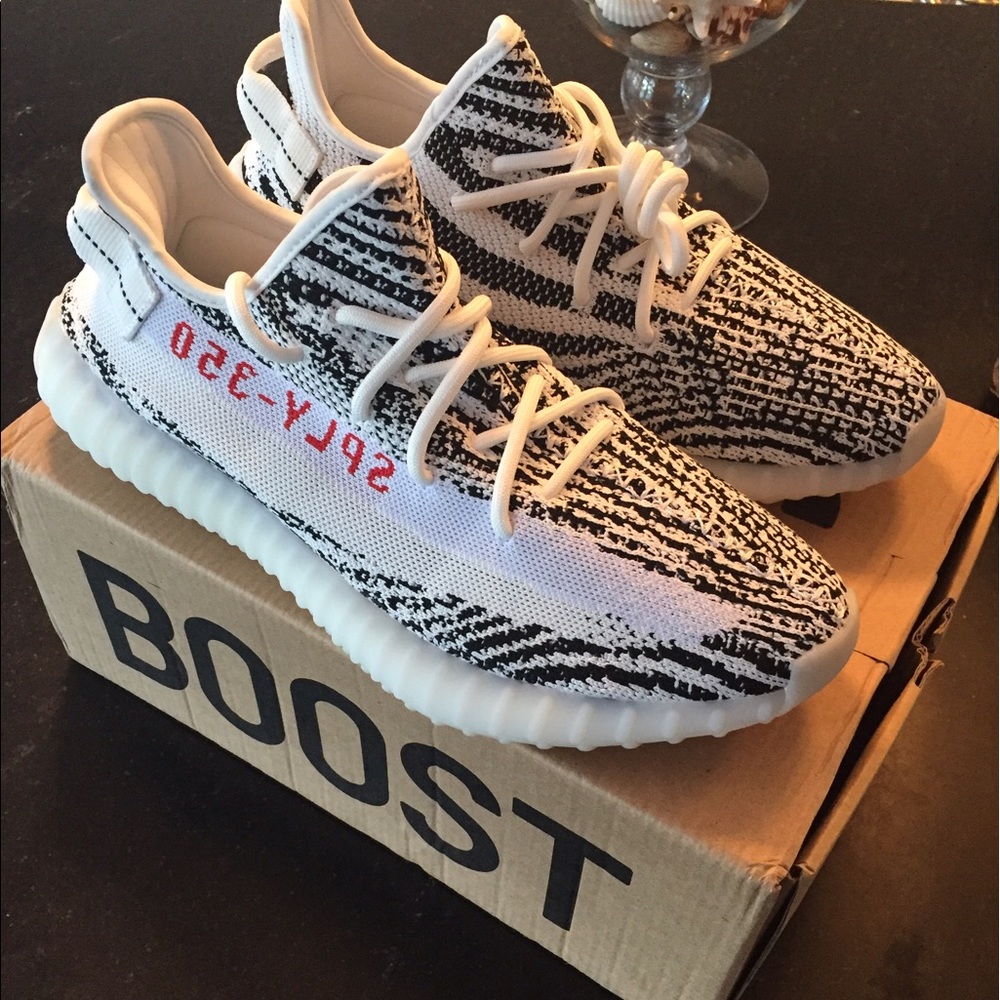Yeezy Boost 350 (Zebra)