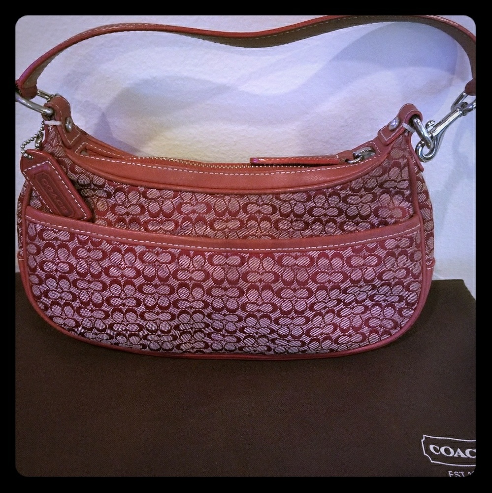 Coach bag purse 🚚 moving sale 🚚 make an offer