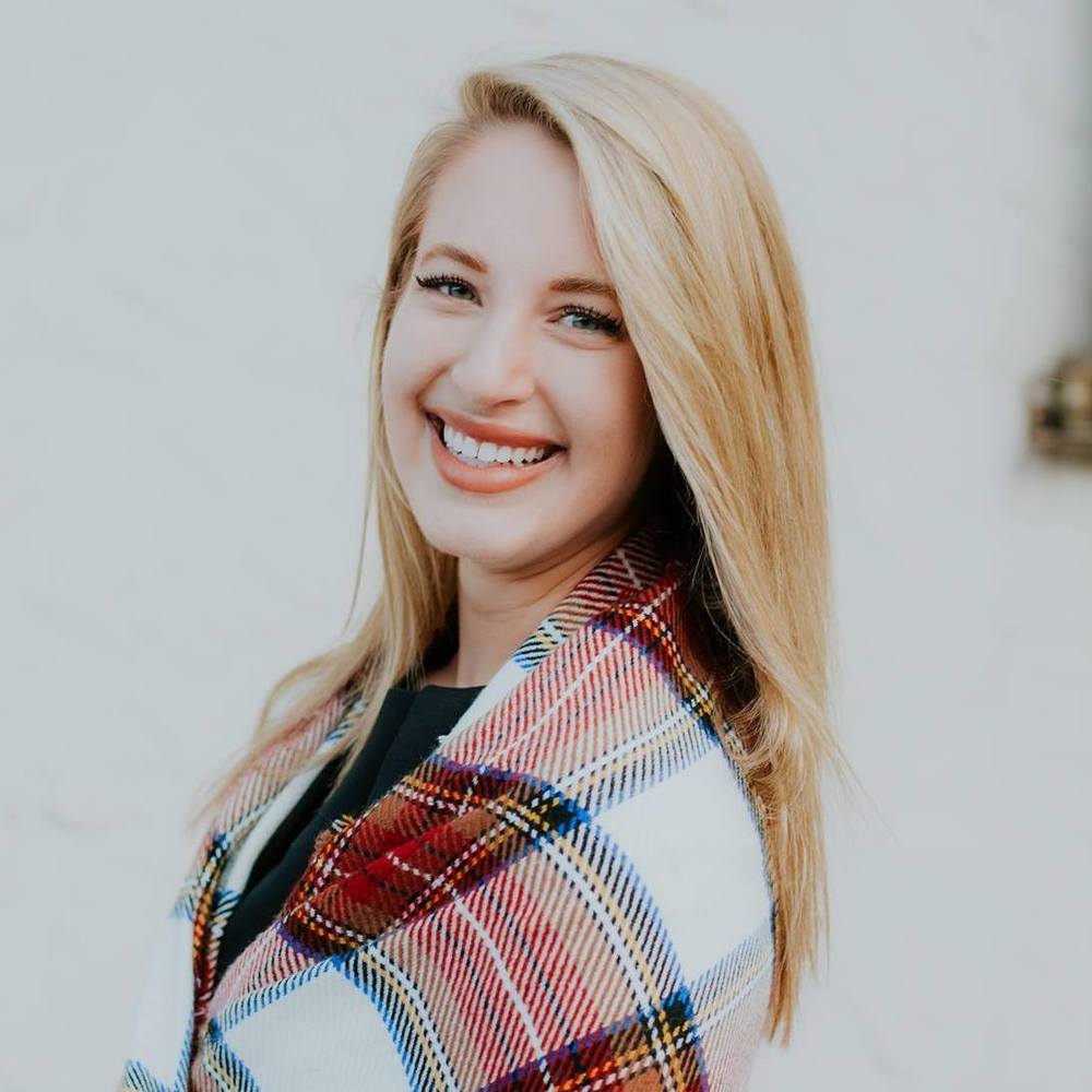 Meet your Posher, Emily