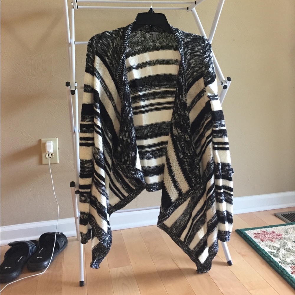 Black and White Stripped Cardigan