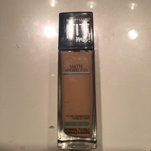 Maybelline Fit me! Foundation