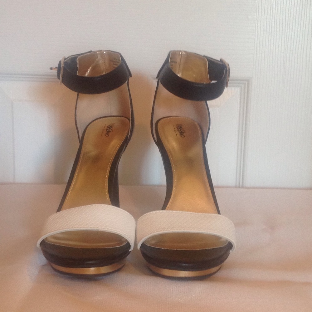 Beautiful heels - Picture 4 of 8