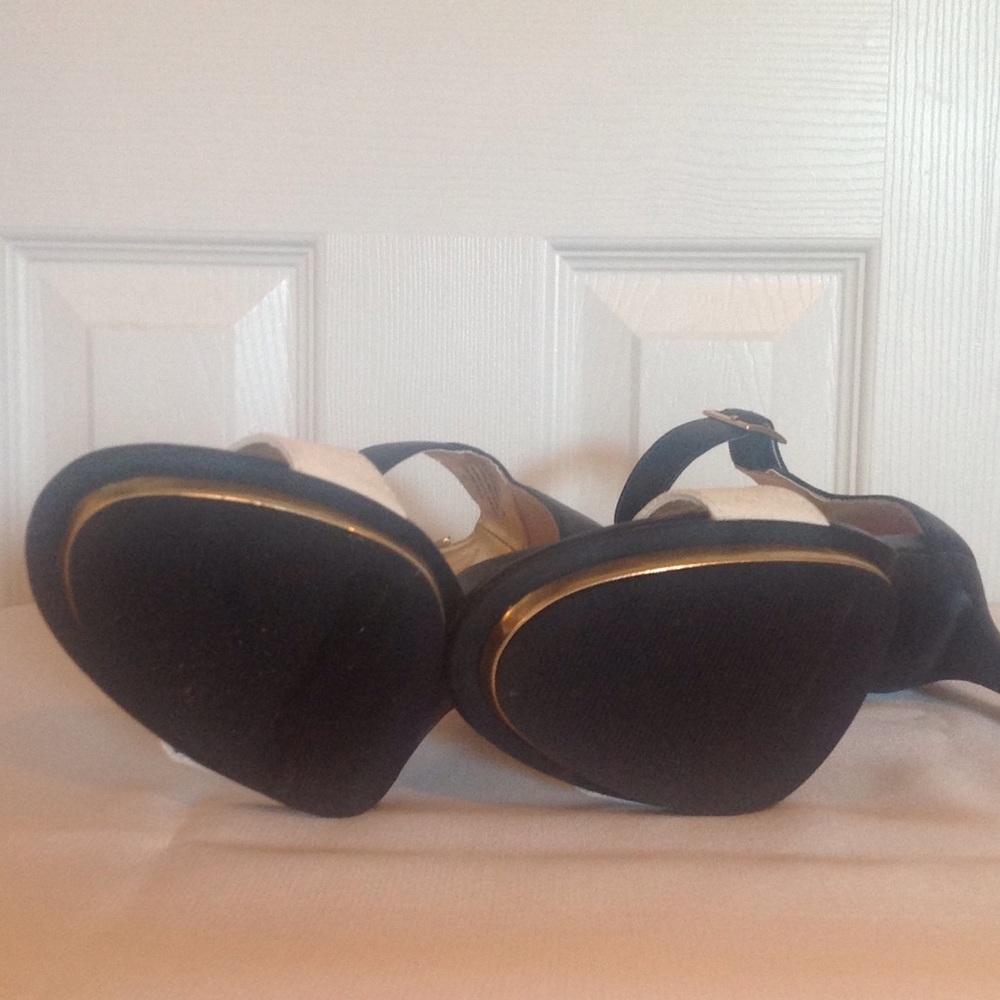 Beautiful heels - Picture 6 of 8