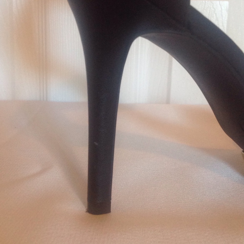 Beautiful heels - Picture 8 of 8