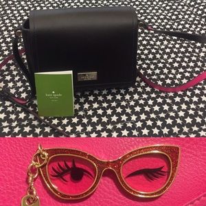 💕💕BUNDLE Kate Spade Crossbody AND KEYCHAIN🕶💕💕