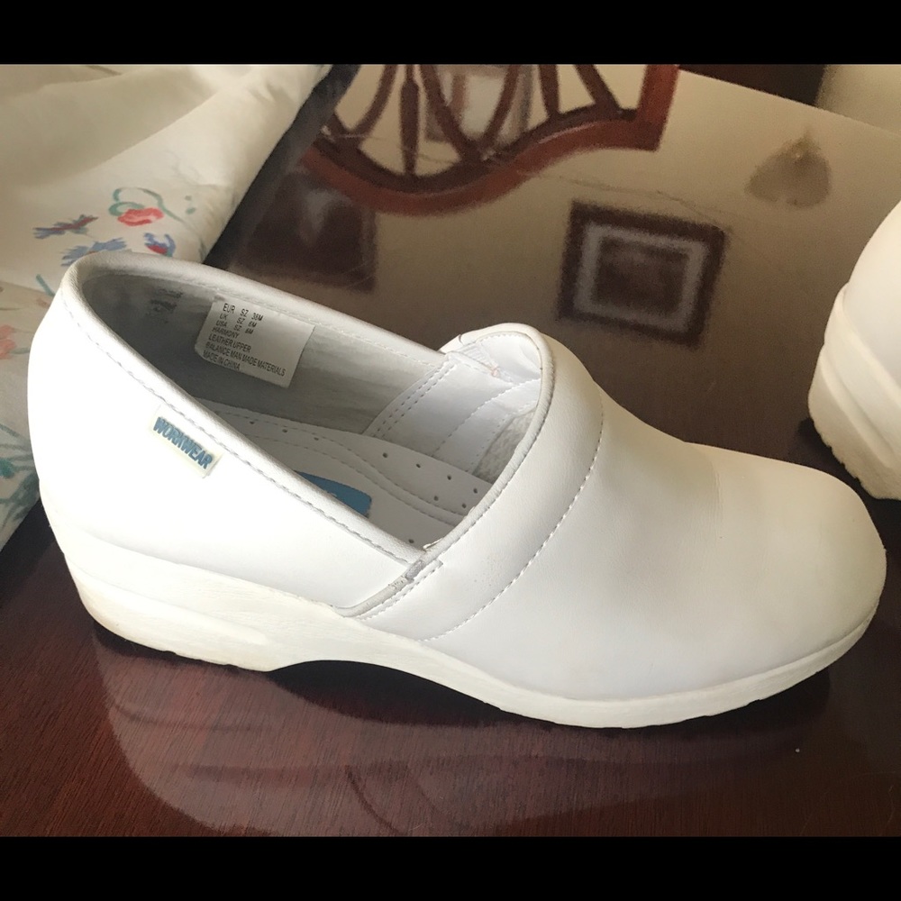 Cherokee Workwear "Harmony" Nursing Shoes