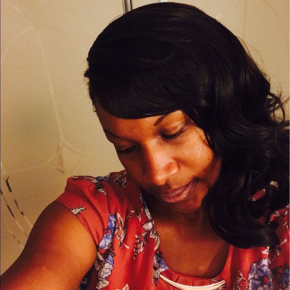 Meet your Posher, Tenecia