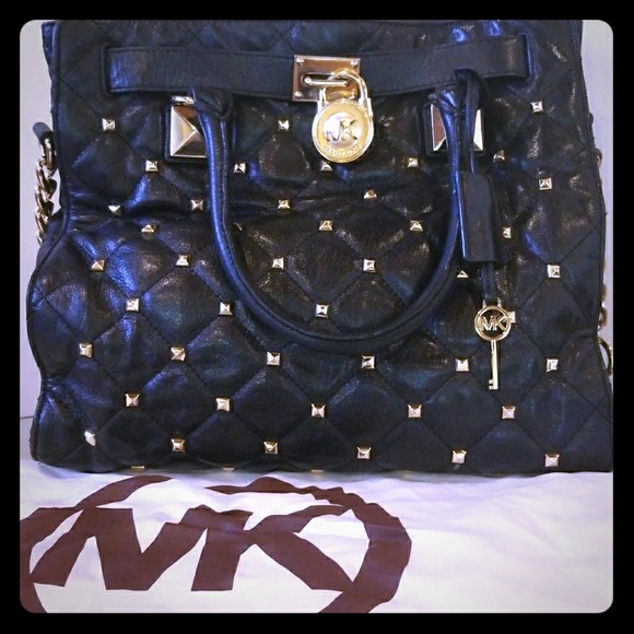 Michael Kors Authentic quilted pattern 🚚 moving - Picture 1 of 8