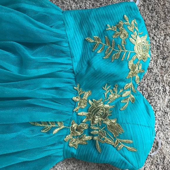 Turquoise strapless dress - Picture 4 of 5