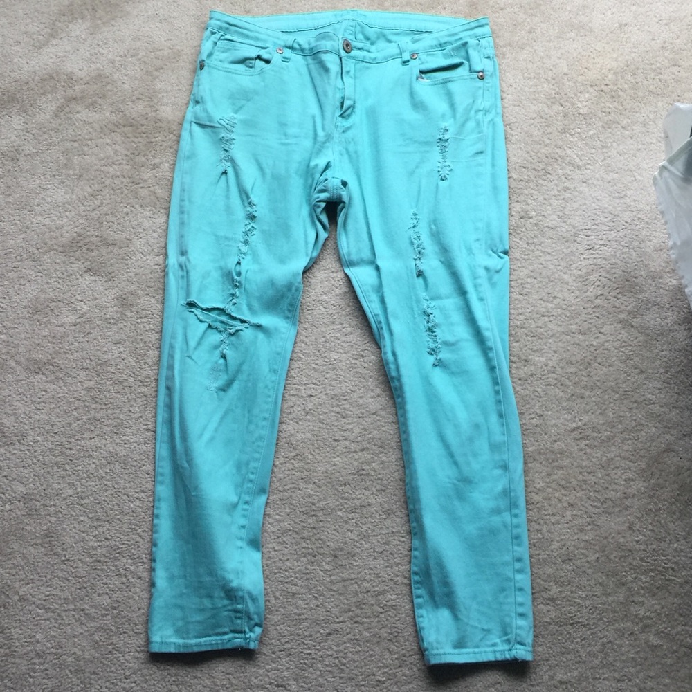 🎉SALE🎉 Distressed Colored Skinny Jeans
