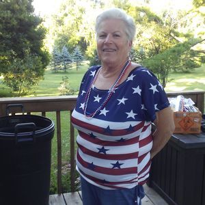 Meet your Posher, Janet