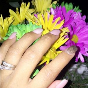 Meet your Posher, Estela