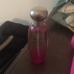 Estée Lauder pleasures intense mostly full