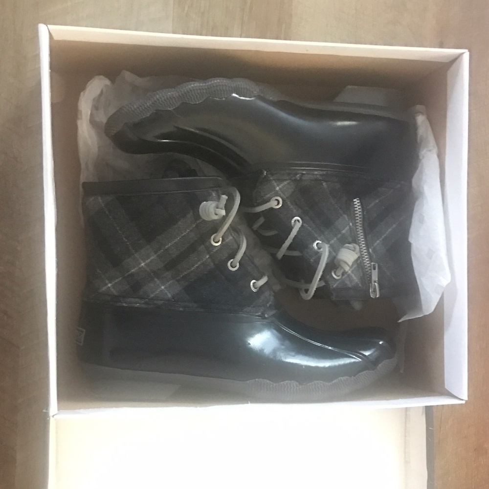 Saltwater plaid black grey Sperry