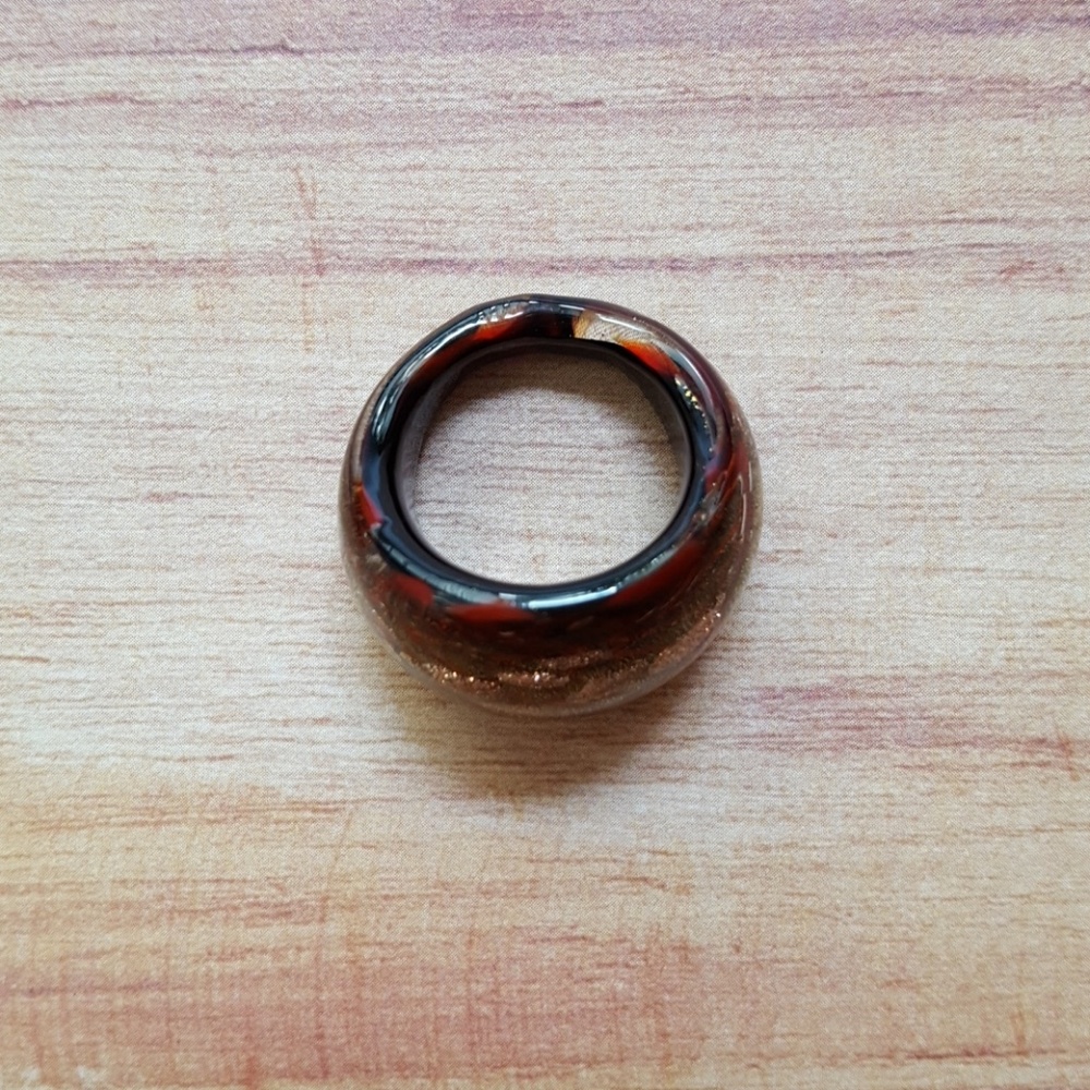 Glass ring - Picture 2 of 6
