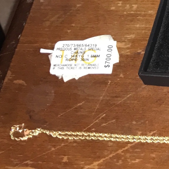 30in 14K SOLID GOLD CHAIN. NEEDS TO GO. OFFER - Picture 3 of 4