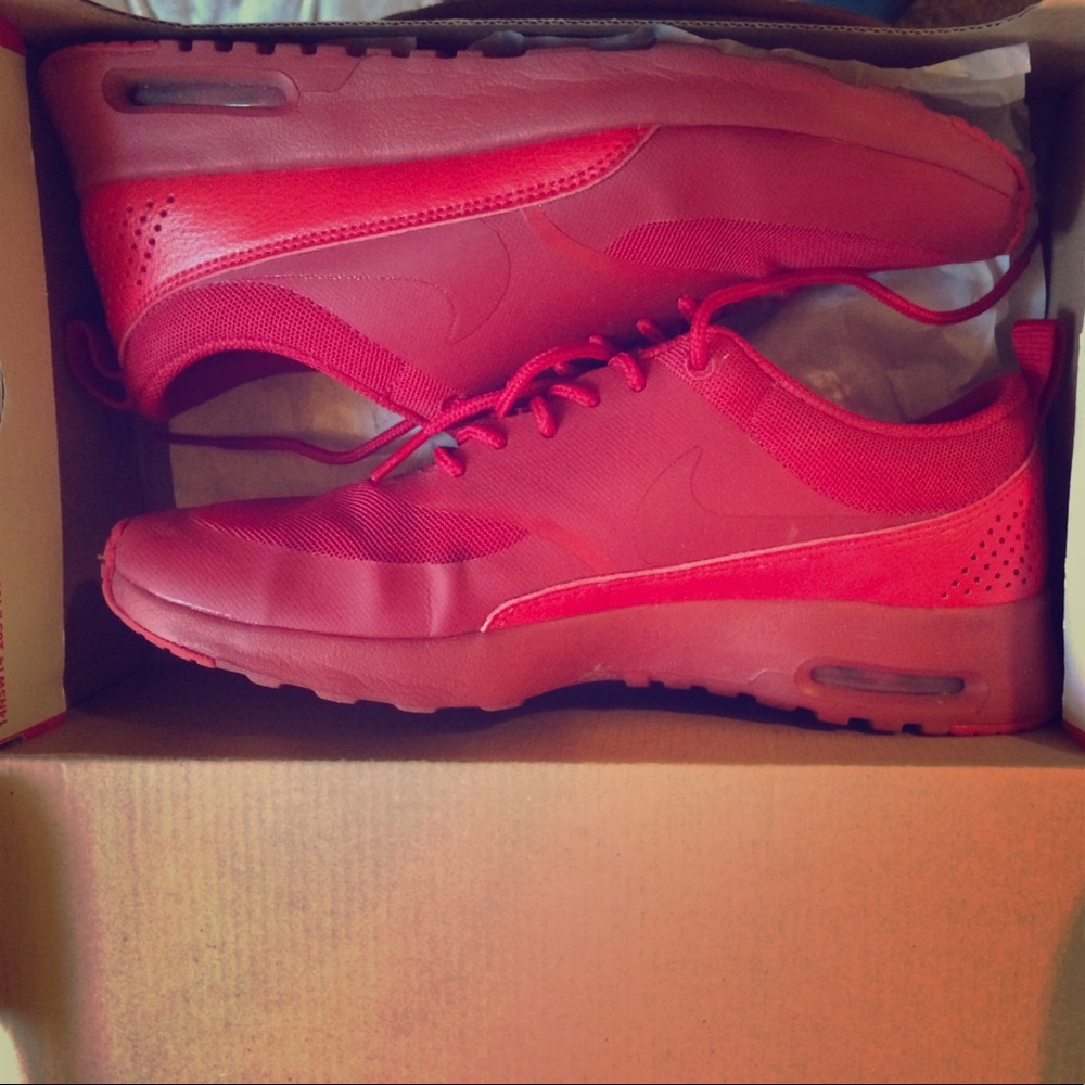 Red Nike Air Max Thea Sneakers