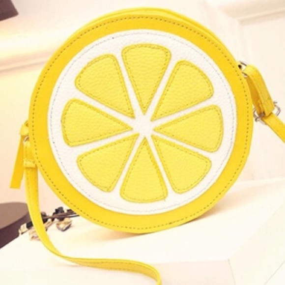 NEW Lemon Crossbody Bag - Picture 2 of 3