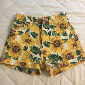Bullhead High Waisted Sunflower Shorts