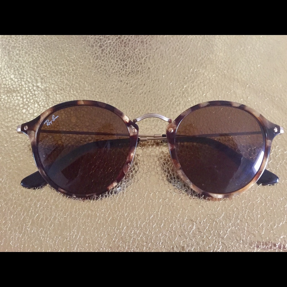 Ray-Ban Round sunglasses