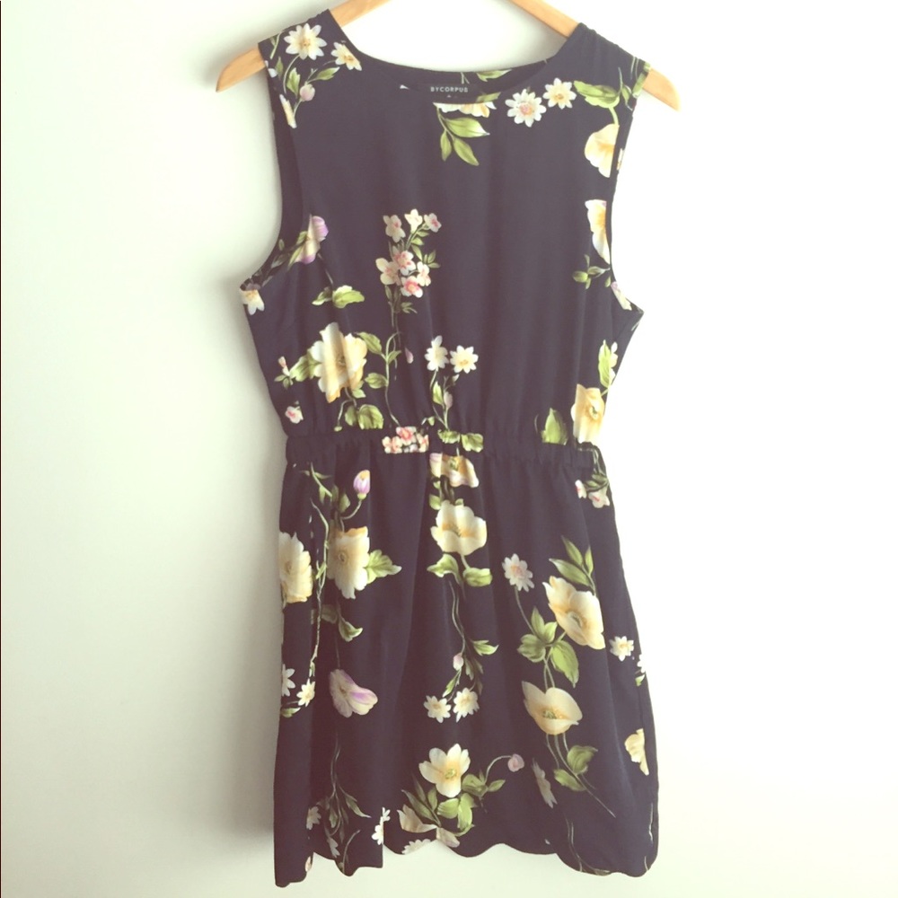 Urban Outfitters Floral Day Dress w/ Scalloped Hem