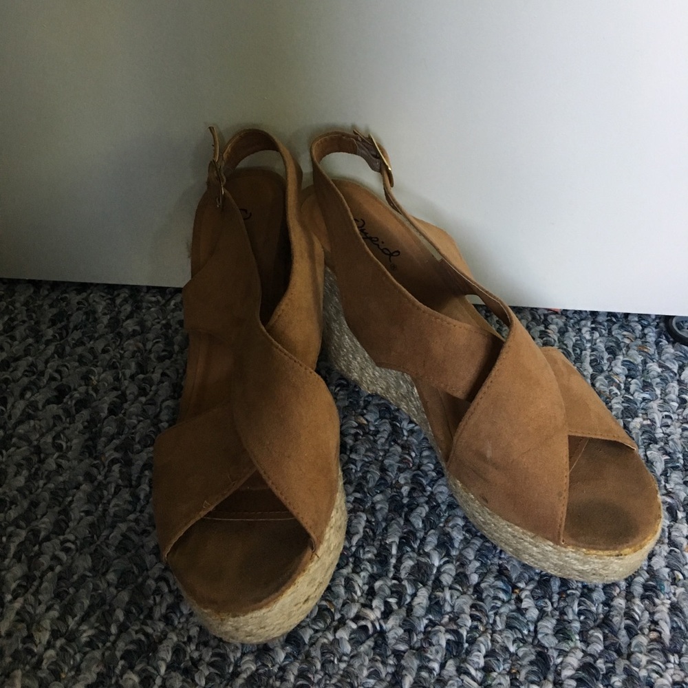 Wedges - Picture 2 of 3