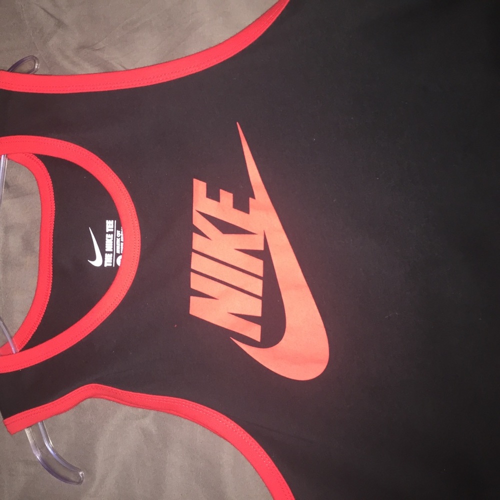 Nike Athletic Tanktop