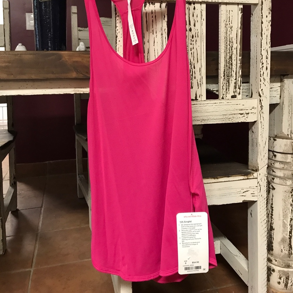 Lululemon tank top