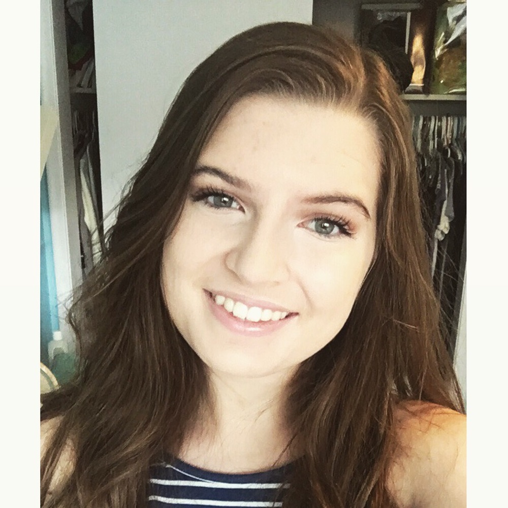 Meet your Posher, Hallie