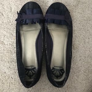 Blue ballet flats