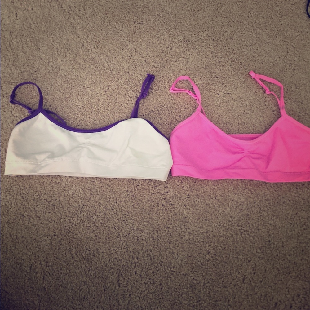 2 hanes trainer bras