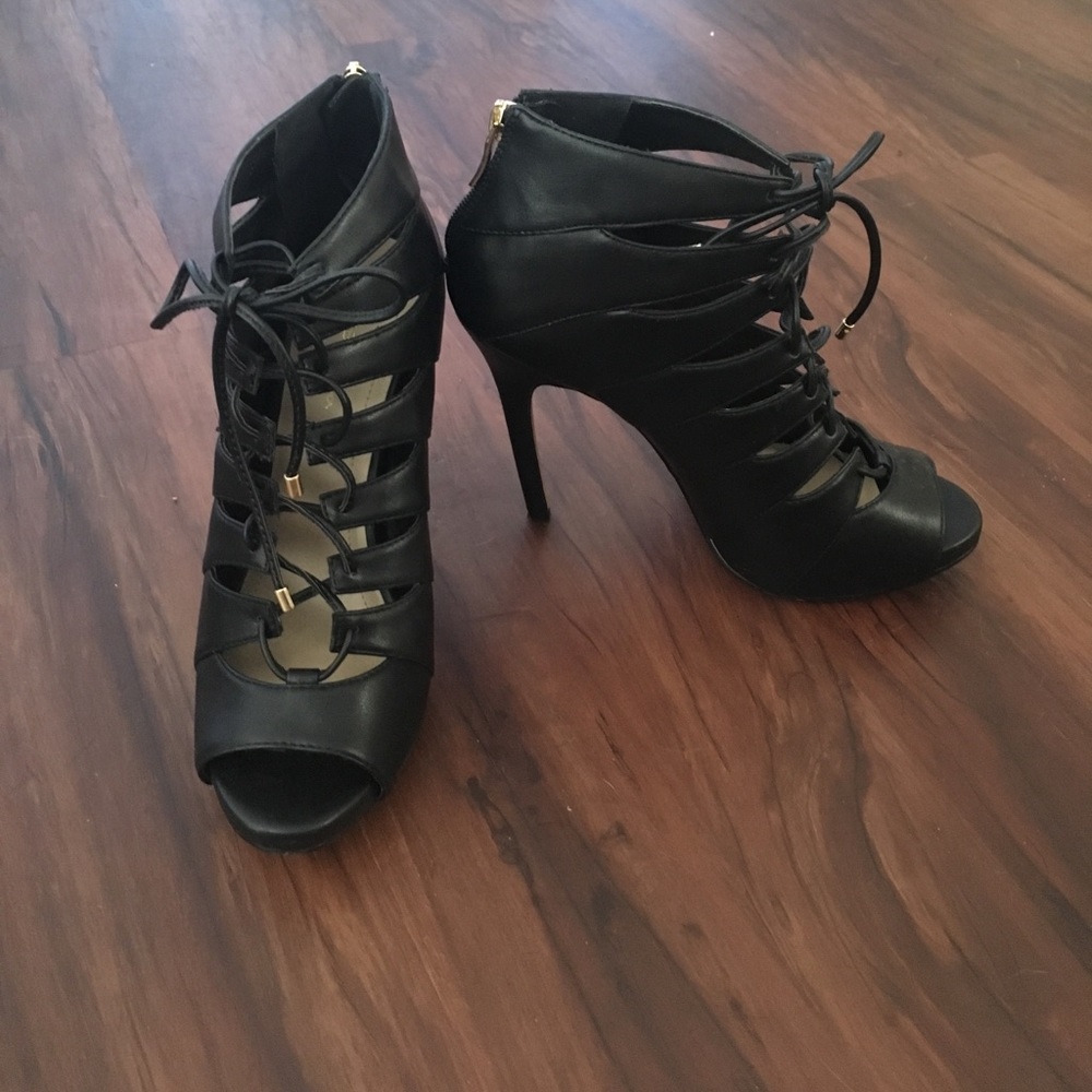 BCBGeneration black high heels