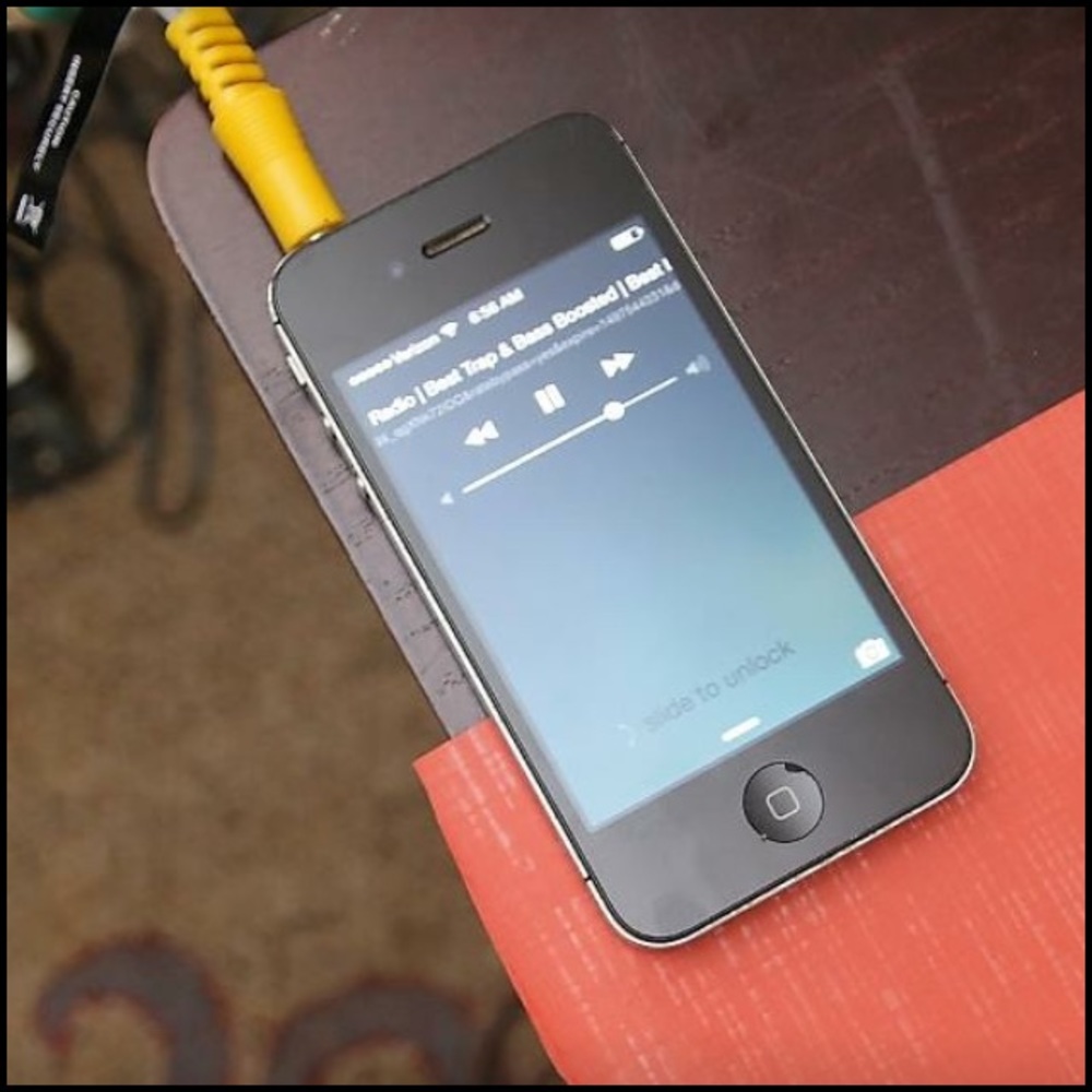 iPhone 4s
