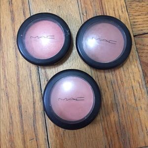 3 Mac blushes